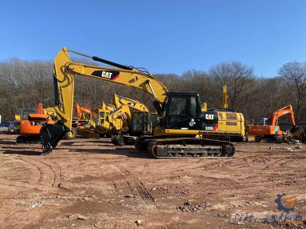 CAT 325 D Pásové rýpadlá