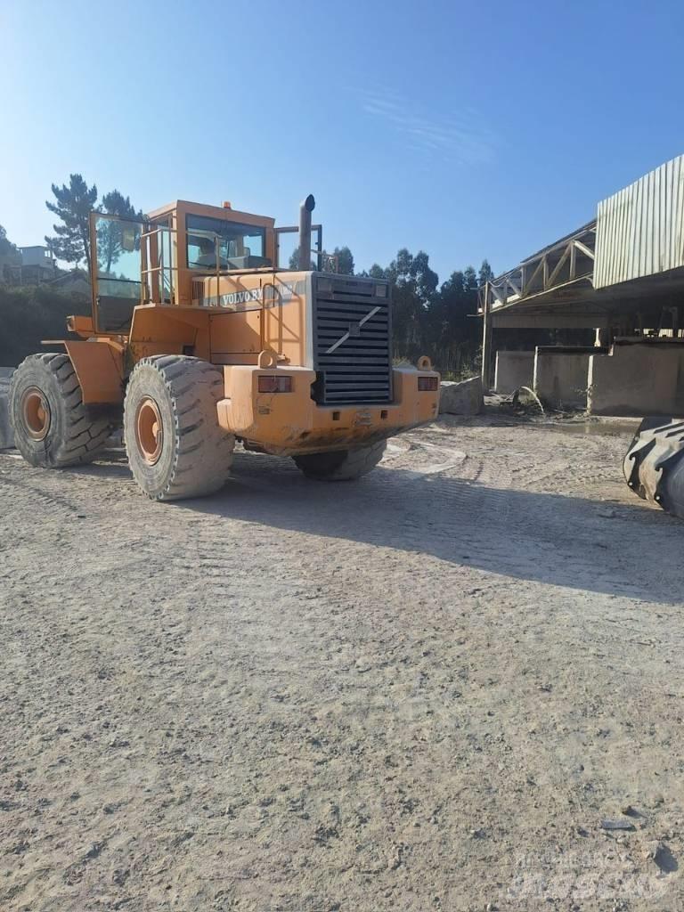Volvo L 180 C Kolesové nakladače