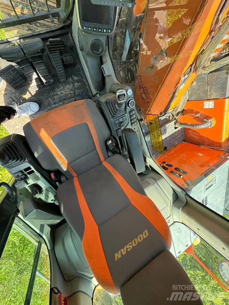 Doosan DX 140 LCR Pásové rýpadlá