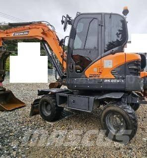 Doosan DX65W Kolesové rýpadlá