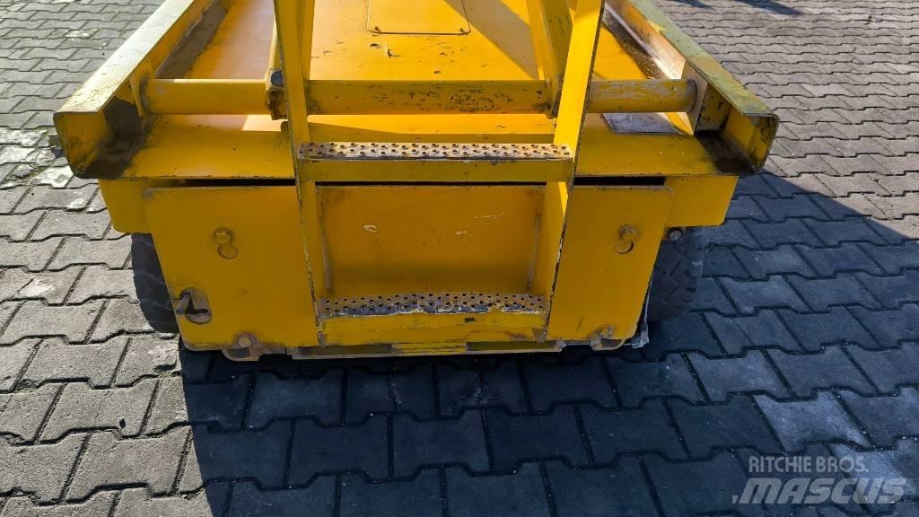 Haulotte Compact 10 Nožnicové zdvíhacie plošiny