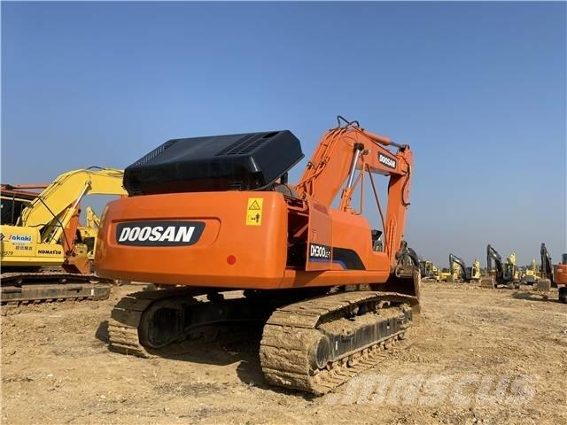 Doosan DH300 Pásové rýpadlá