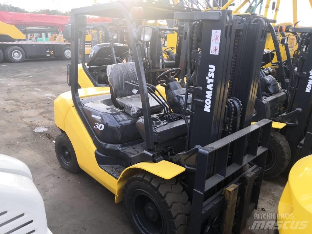 Komatsu 3 Dieselové vozíky
