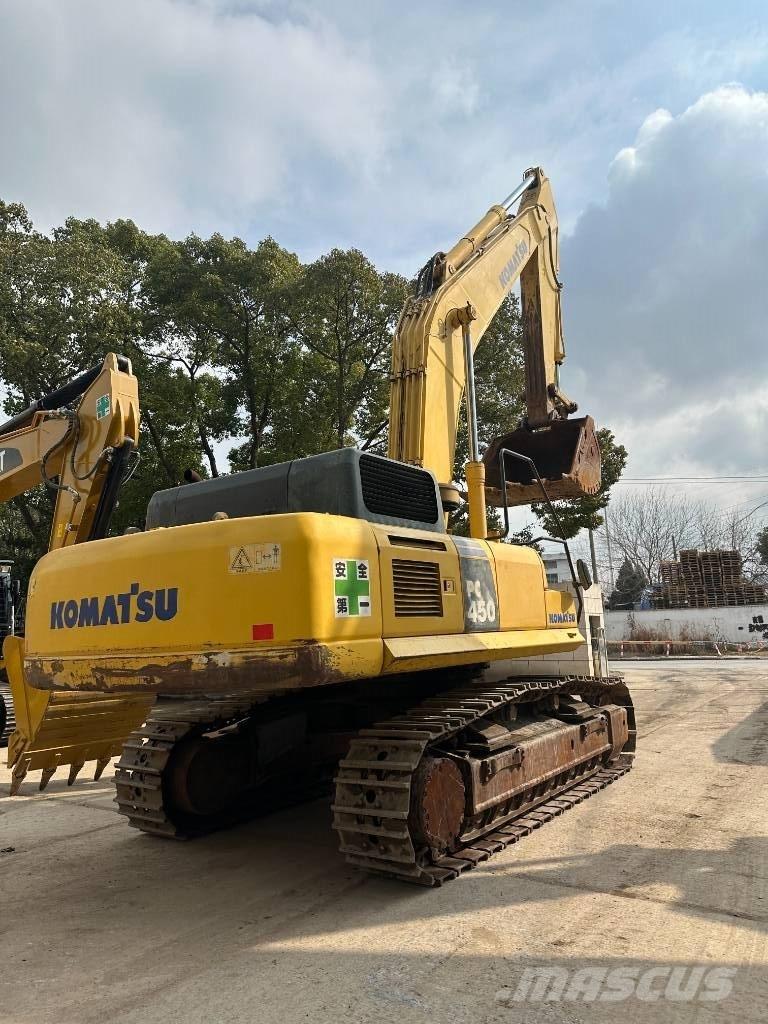 Komatsu PC 450-8 Pásové rýpadlá