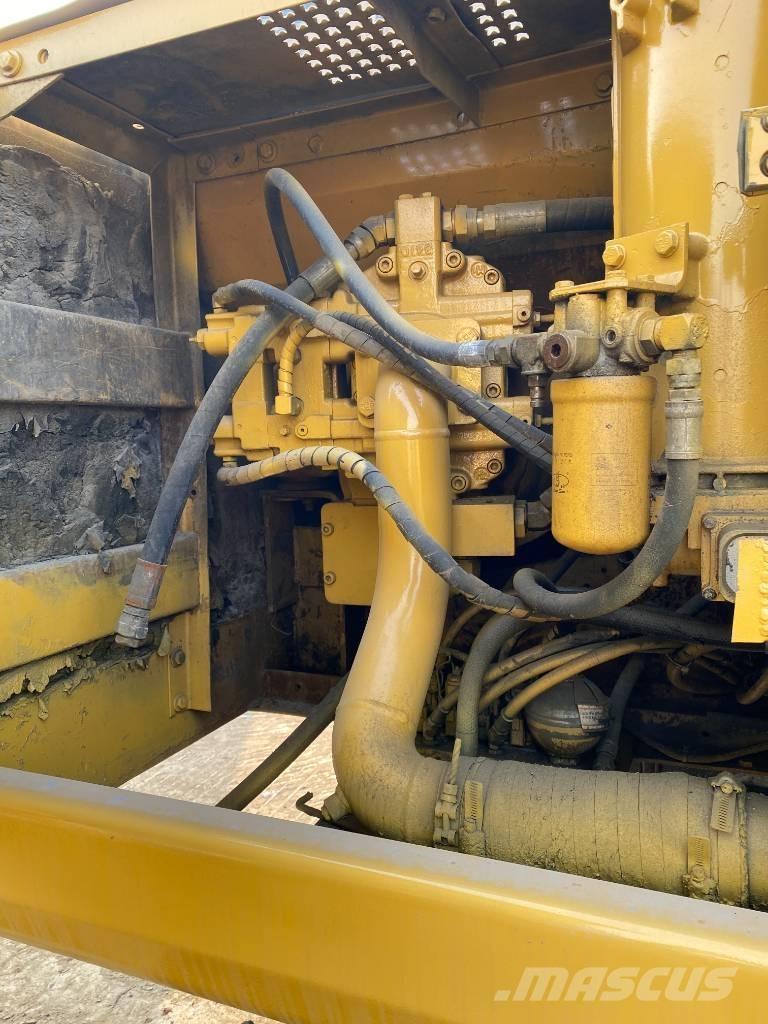 CAT 325 B Pásové rýpadlá