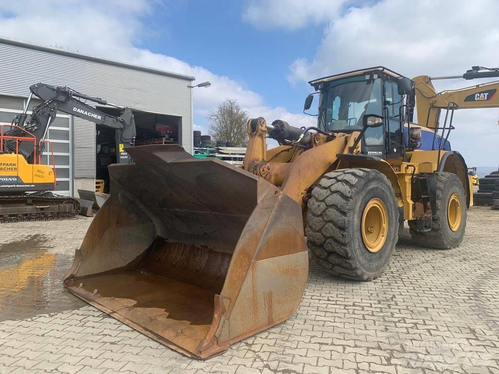 CAT 972 K Kolesové nakladače