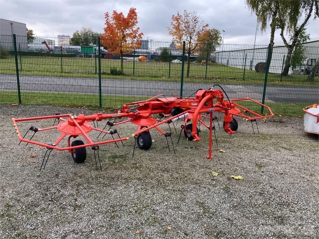 Kuhn GF 502 Obracače a zhrabovače sena