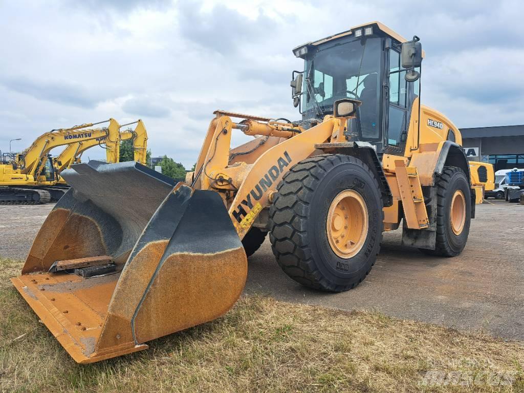 Hyundai HL940 Kolesové nakladače