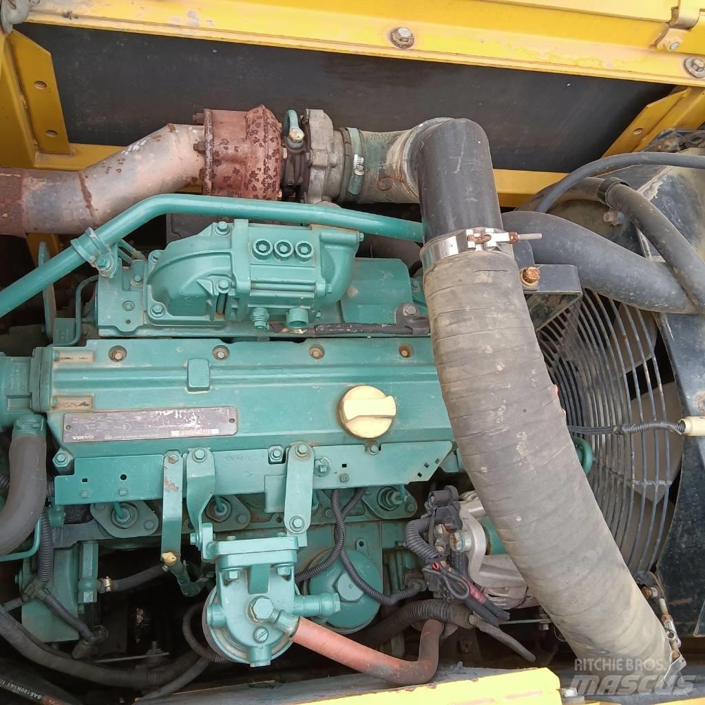 Volvo EC140B Pásové rýpadlá
