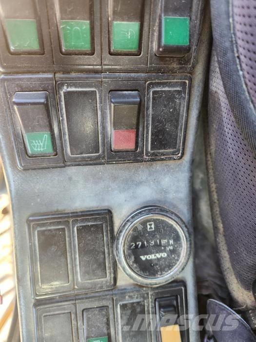 Volvo EC 290 B Pásové rýpadlá