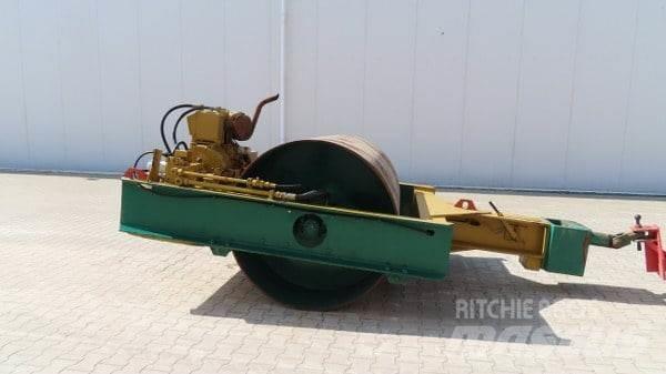 Vibromax W 501 Vlečné vibračné valce