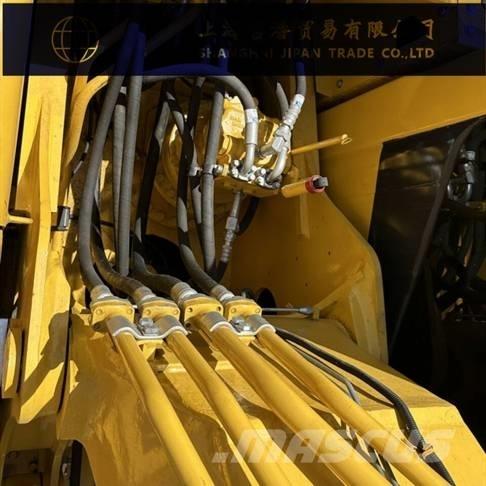 Komatsu PC 210 Pásové rýpadlá