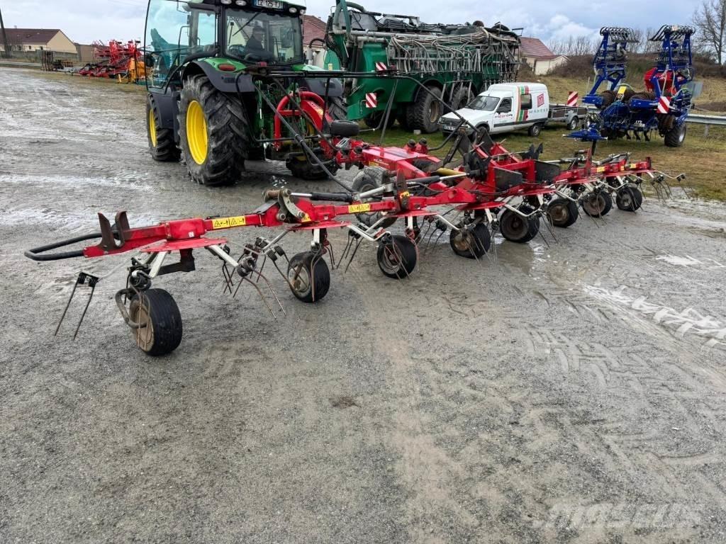 Fella TH901 trans Obracače a zhrabovače sena