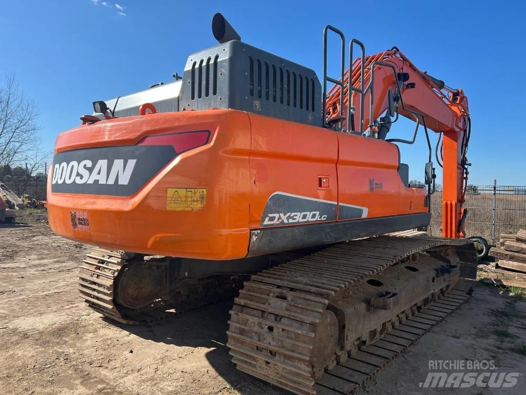 Doosan DX 300 LC-5 Pásové rýpadlá