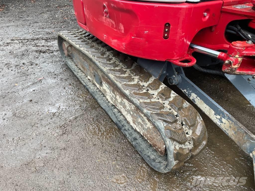 Takeuchi TB 325 R Mini rýpadlá < 7t