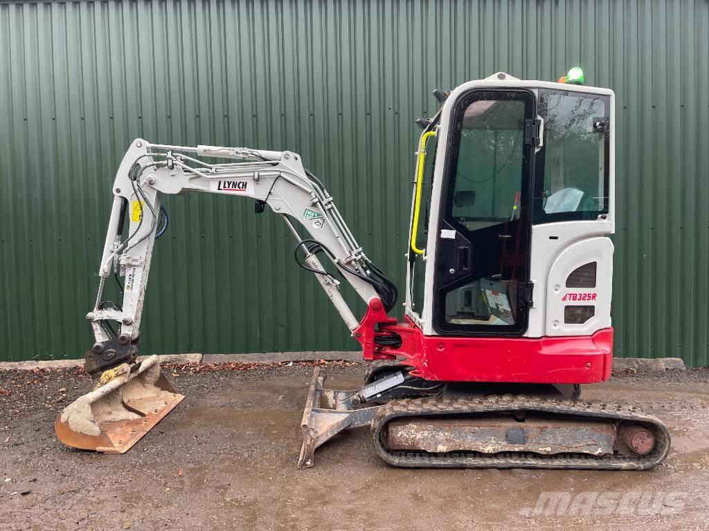 Takeuchi TB 325 R Mini rýpadlá < 7t