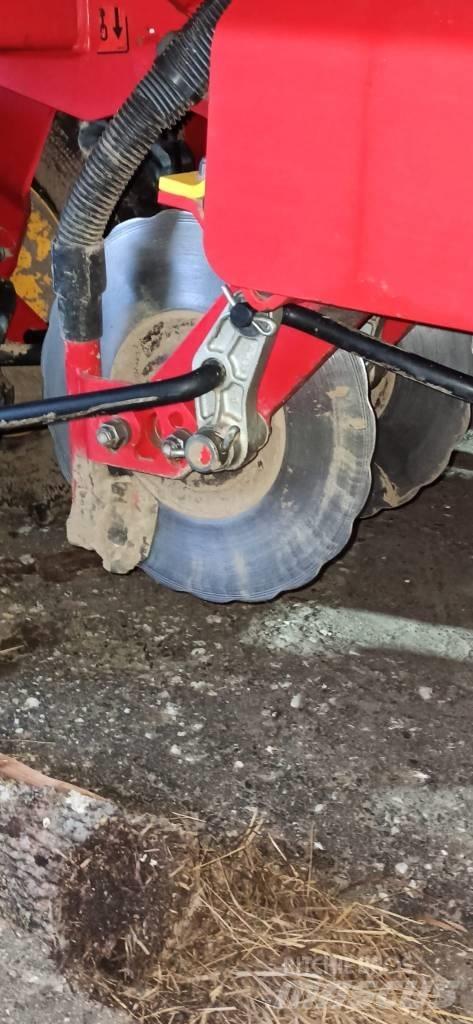 Väderstad Rapid400C Mechanické sejačky
