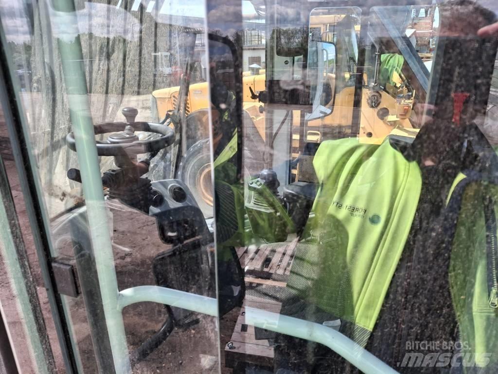 Liebherr L 580 LG Kolesové nakladače