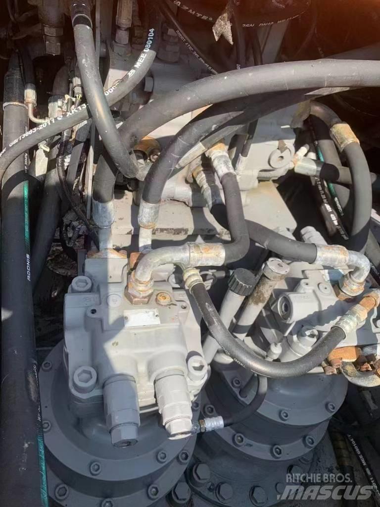Hitachi ZX 450 H Pásové rýpadlá