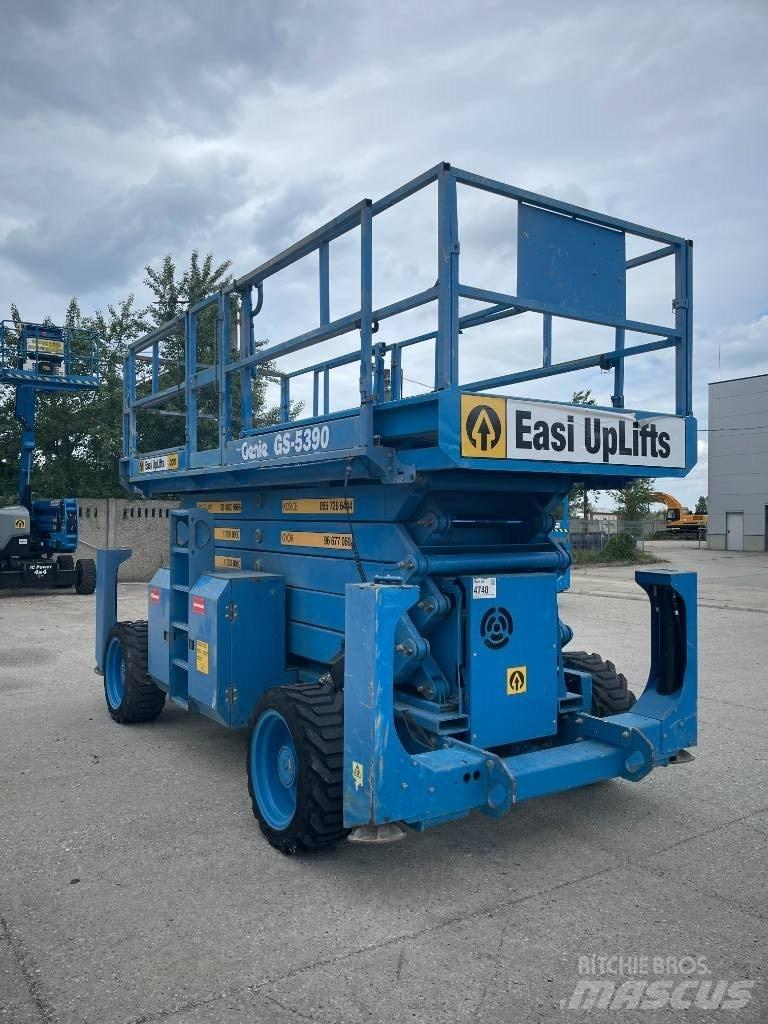 Genie GS 5390 RT Nožnicové zdvíhacie plošiny