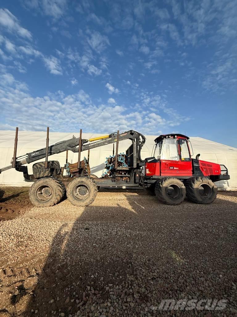 Komatsu 865 Lesné traktory
