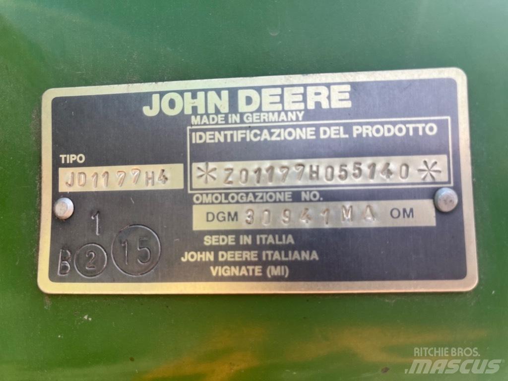 John Deere 1177 Kombinované zberacie stroje