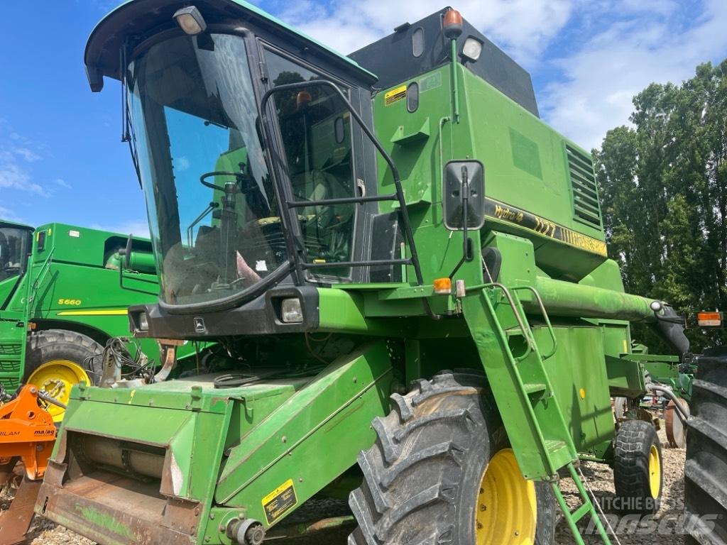 John Deere 1177 Kombinované zberacie stroje