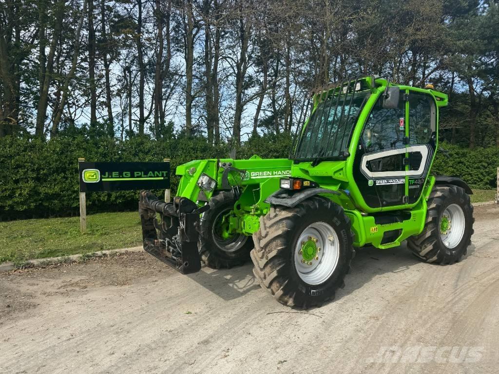 Merlo TF 42.7 Teleskopické nakladače pre poľnohospodárstvo