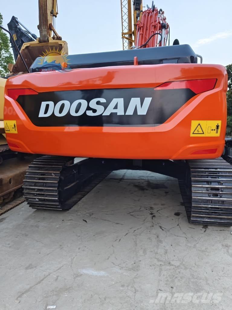 Doosan DX 300 LC Pásové rýpadlá