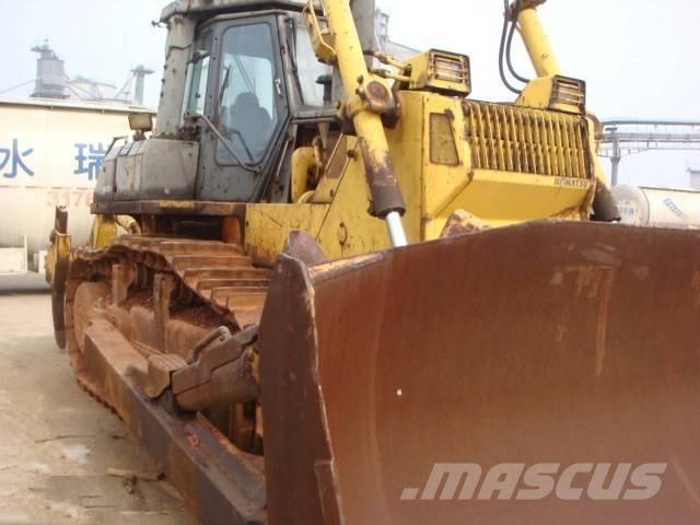 Komatsu d155a-2 Pásové dozéry
