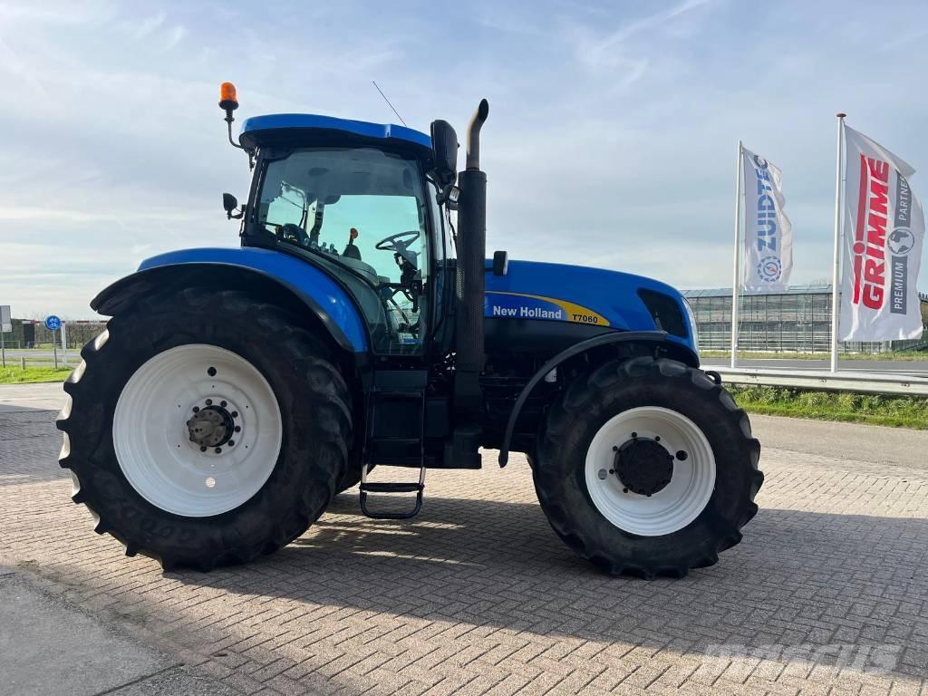 New Holland T7060 Traktory
