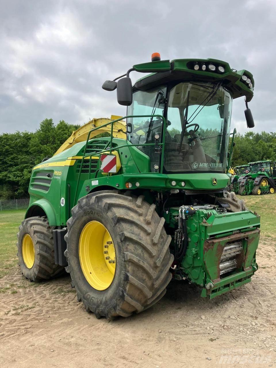 John Deere 8500 Samochodné kosačky