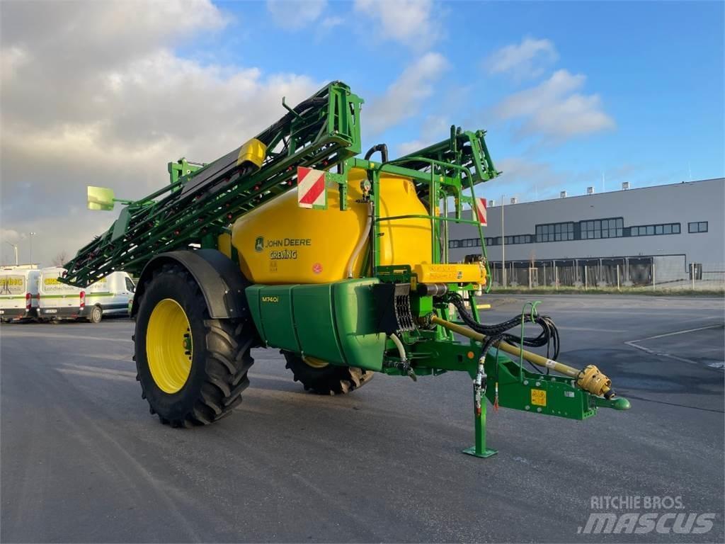John Deere M740i Ťahané postrekovače