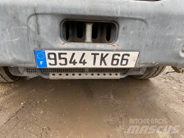 Renault Kerax 380 Sklápače