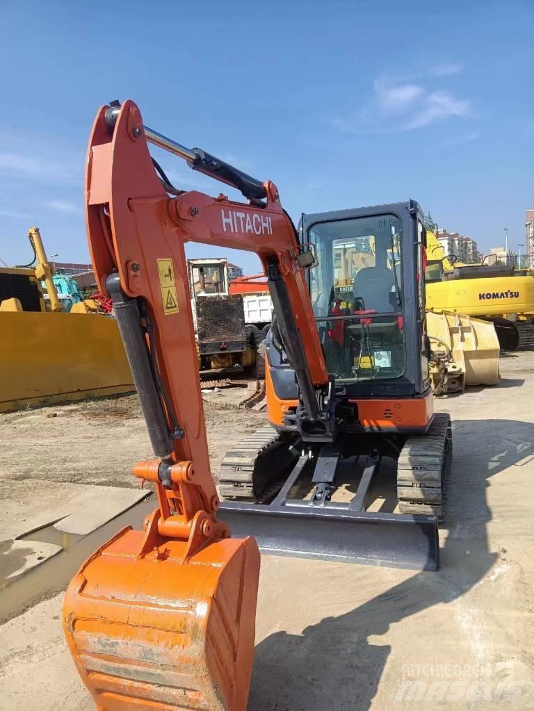 Hitachi ZX35-5A Mini rýpadlá < 7t