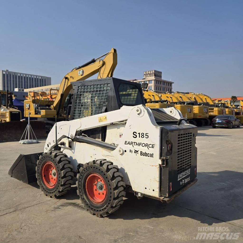 Bobcat S 185 Šmykom riadené nakladače