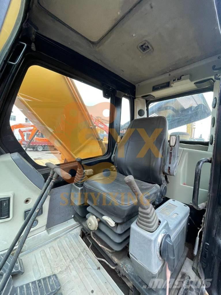 Hyundai Robex 220-7 Pásové rýpadlá