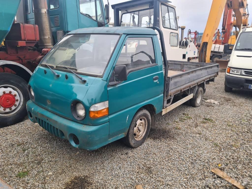 Hyundai H 100 Nakladacia/sklápacia bočnica