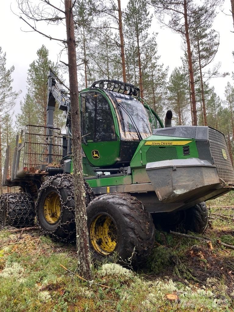 John Deere 1010G Lesné traktory