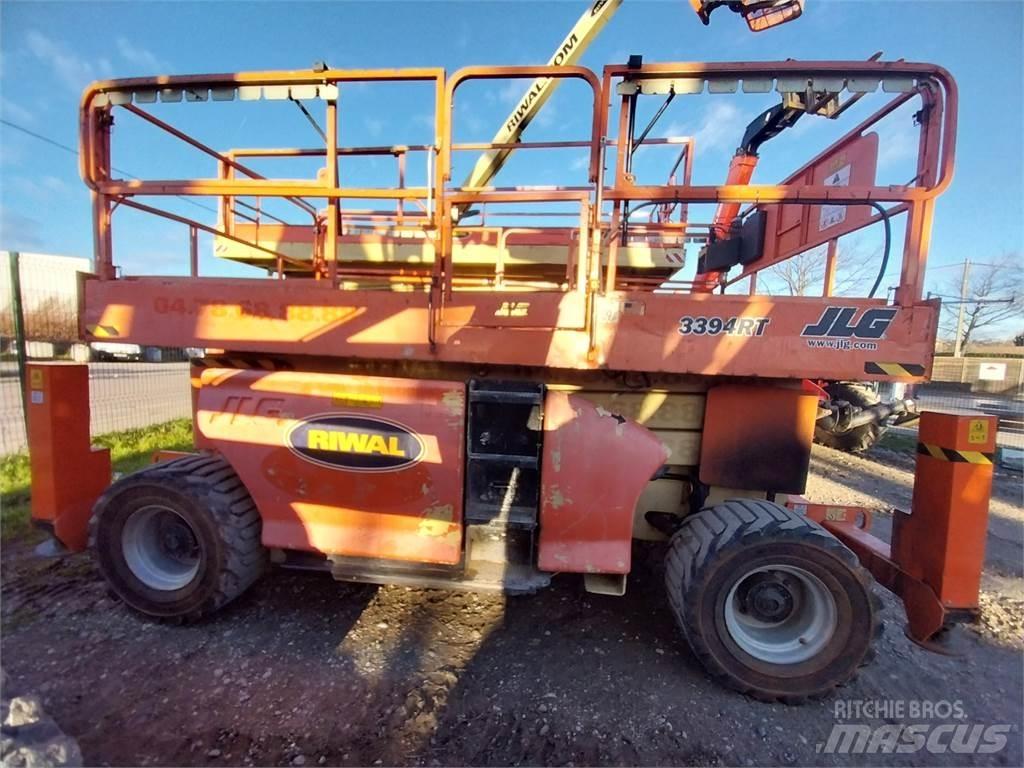 JLG 3394RT Nožnicové zdvíhacie plošiny