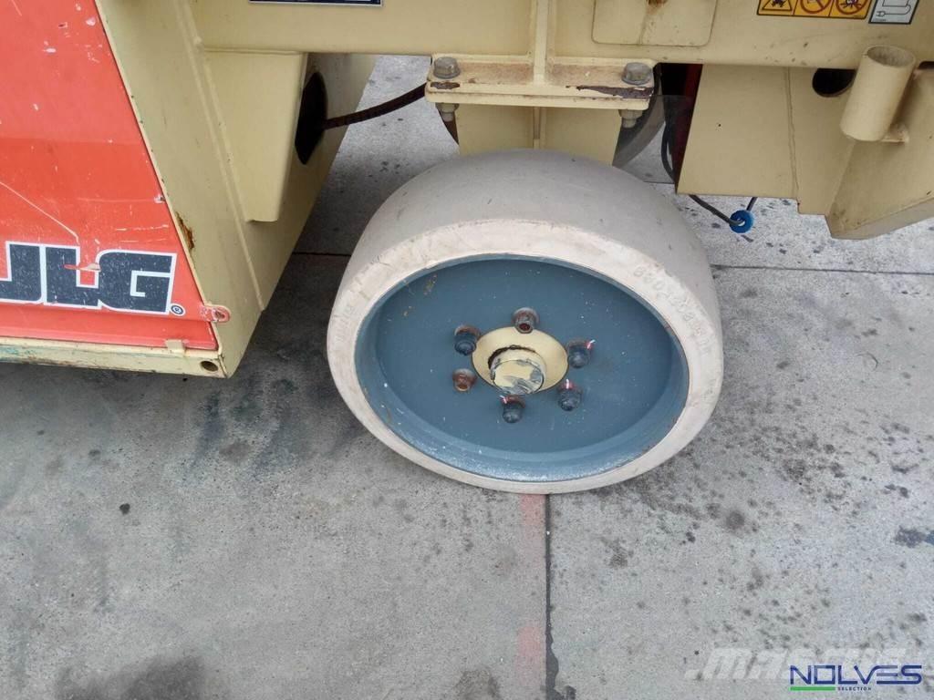 JLG 180-12 Nožnicové zdvíhacie plošiny