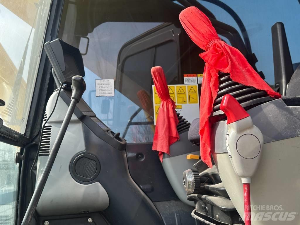 Komatsu PC 360 Pásové rýpadlá