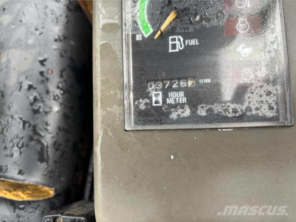 Takeuchi TB 23 R Mini rýpadlá < 7t