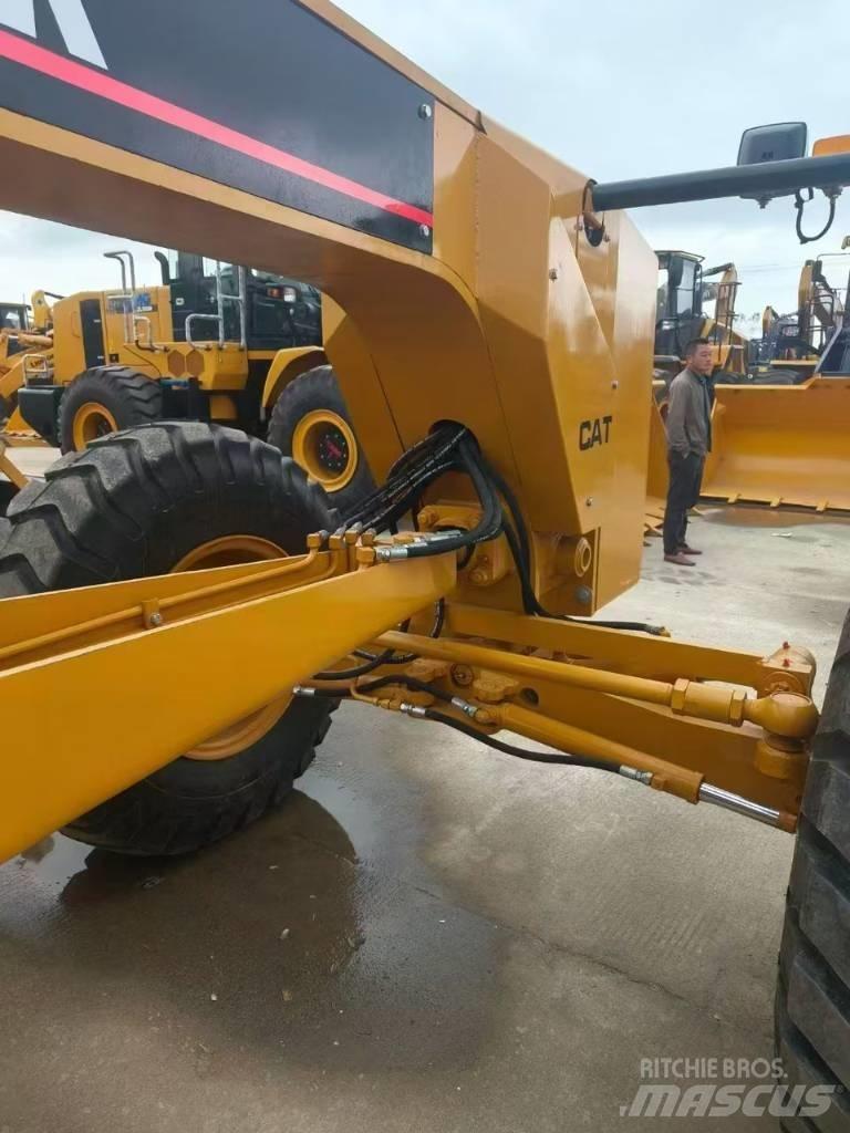 CAT 140K Grejdery