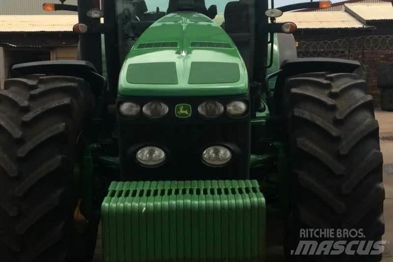 John Deere 8345R Traktory