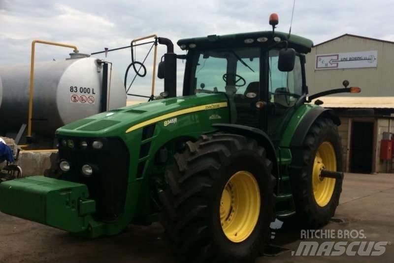 John Deere 8345R Traktory