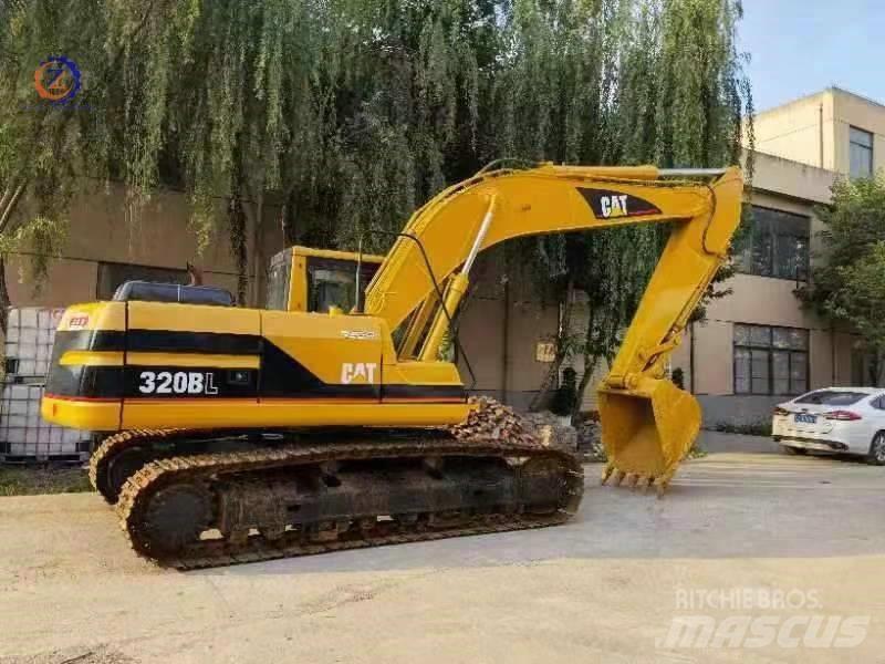 CAT 320 B L Pásové rýpadlá