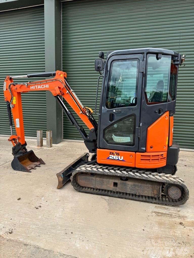Hitachi 26U-6 CR Mini rýpadlá < 7t