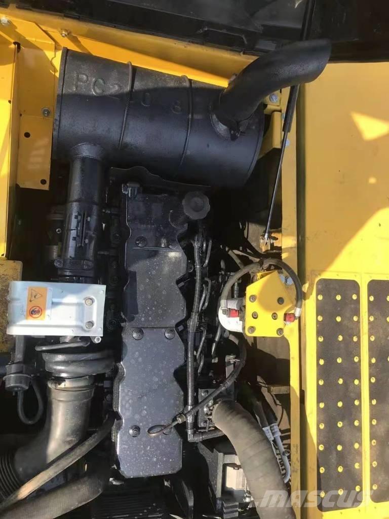 Komatsu pc220-8 Pásové rýpadlá