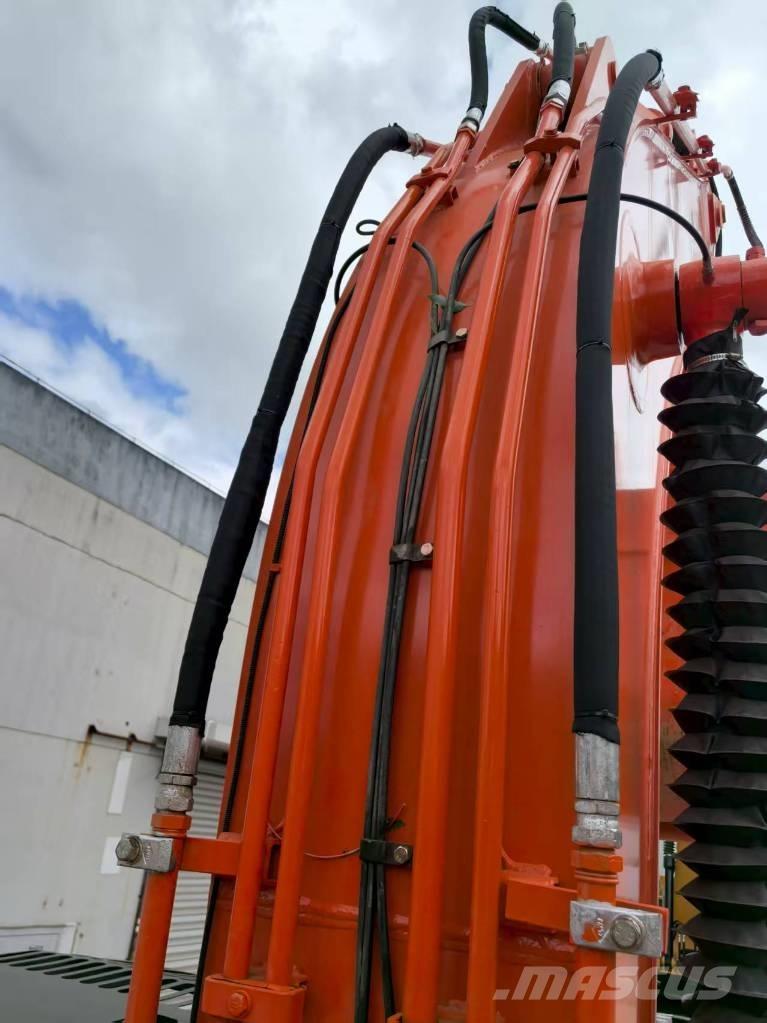 Hitachi ZX 240 HG Pásové rýpadlá